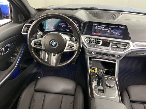 Used 2021 BMW 330i Sedan w/ M Sport Package image 4