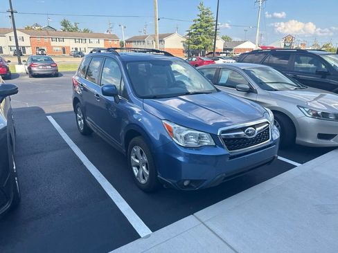 Used 2015 Subaru Forester 2.5i Limited AWD/4WD image 15