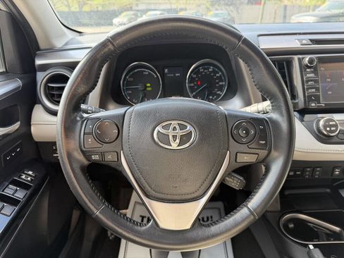 Used 2016 Toyota RAV4 Limited w/ Advanced Technology Package image 14