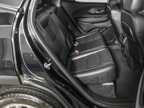 Used 2023 GMC Terrain SLT image 40