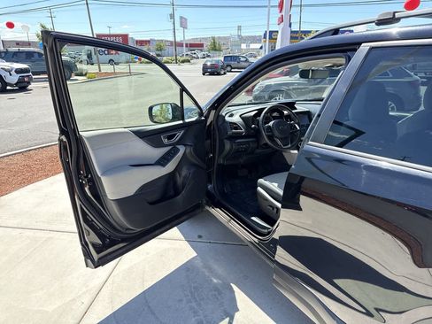 Used 2021 Subaru Forester Premium w/ Popular Package #1 AWD/4WD image 10