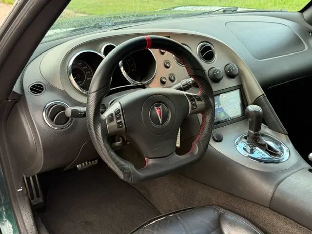 Used 2009 Pontiac Solstice GXP w/ Premium Package RWD image 21