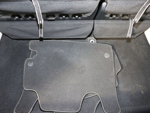 Used 2024 Chrysler Pacifica Touring-L image 47