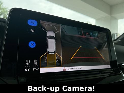 New 2025 Volkswagen Atlas Cross Sport SEL Premium R-Line image 28