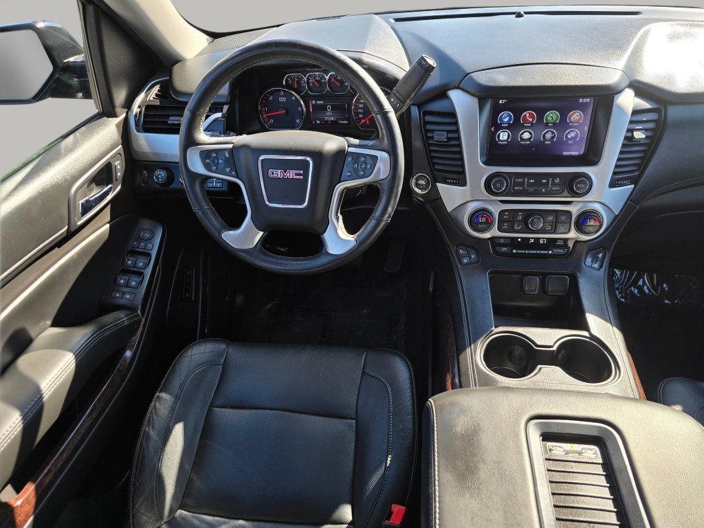 Used 2015 GMC Yukon XL SLT w/ Open Road Package AWD/4WD image 3