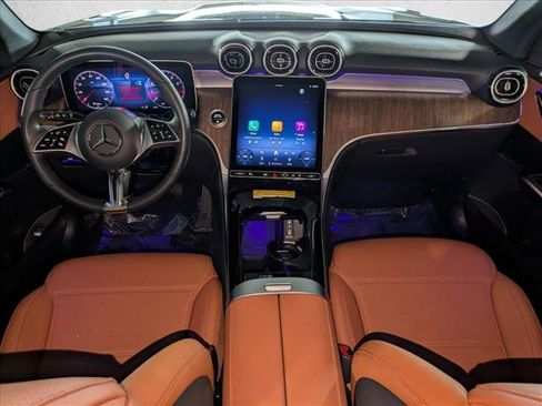 Certified 2025 Mercedes-Benz GLC 300 4MATIC image 15