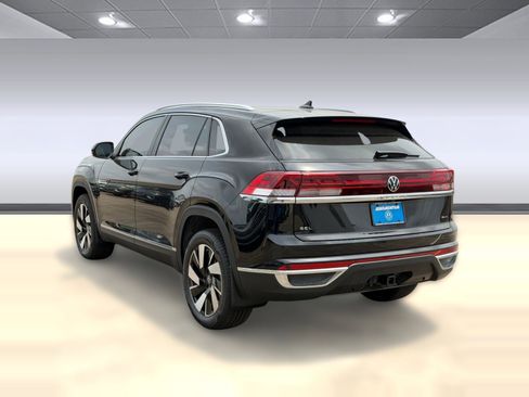New 2026 Volkswagen Atlas Cross Sport SEL AWD/4WD image 3