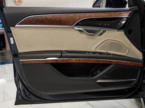 Used 2022 Audi A8 L 3.0T w/ Luxury Package image 37