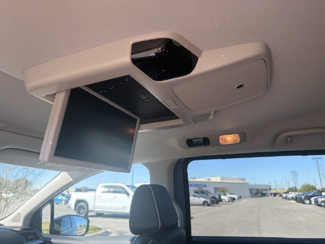 Used 2025 Honda Odyssey Touring image 28