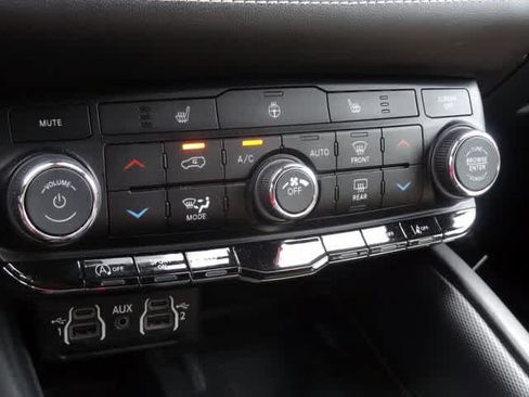 Used 2022 Dodge Durango GT AWD/4WD image 38