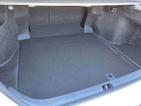 Used 2025 Toyota Camry SE image 13