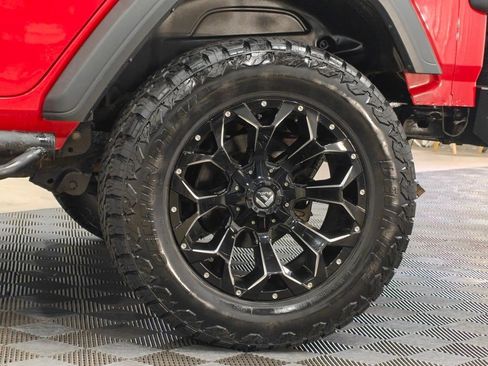 Used 2018 Jeep Wrangler Unlimited Sport S AWD/4WD image 48