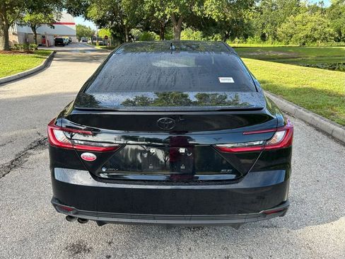 Certified 2025 Toyota Camry SE w/ Convenience Package FWD image 5