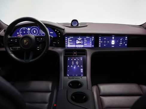 Certified 2024 Porsche Taycan Turbo S image 31