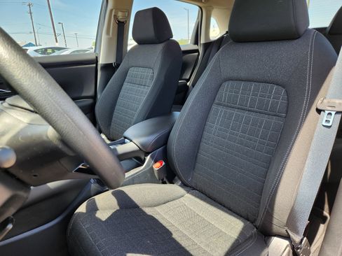 Used 2023 Honda HR-V LX image 5