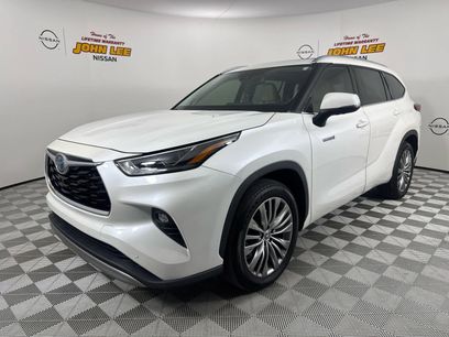 Used 2021 Toyota Highlander Platinum