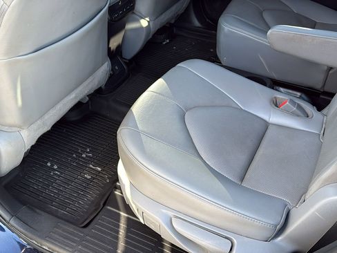 Used 2020 Toyota Highlander Limited image 22