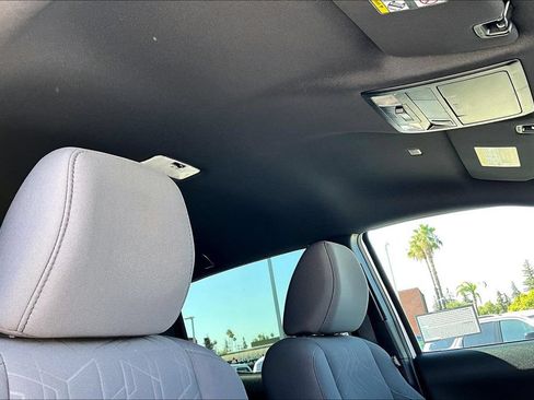 Used 2019 Toyota Tacoma TRD Sport w/ Technology Package RWD image 14
