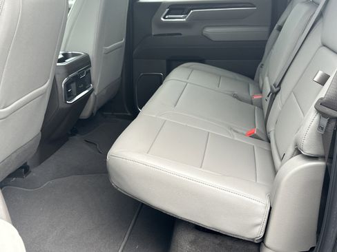 New 2025 GMC Sierra 2500 SLT w/ SLT Convenience Package image 20