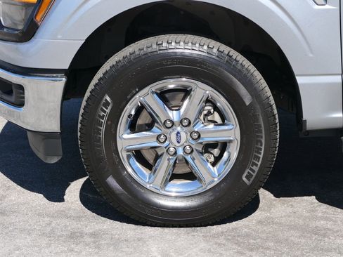 Used 2025 Ford F150 XLT w/ Equipment Group 301A Standard AWD/4WD image 11
