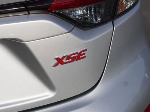 Used 2024 Toyota Corolla XSE FWD image 10