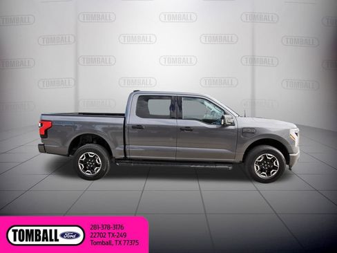 Used 2023 Ford F150 Lightning XLT AWD/4WD image 8