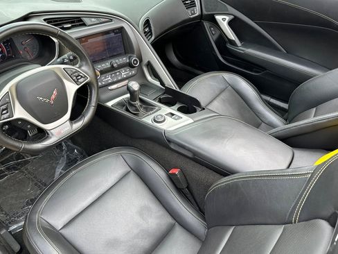 Used 2016 Chevrolet Corvette Z06 w/ 3LZ Preferred Equipment Group RWD image 11