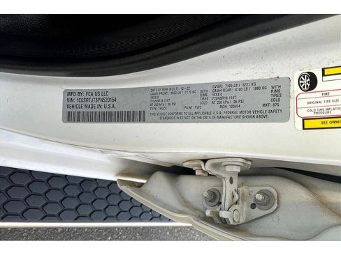 Used 2023 RAM 1500 Laramie image 33