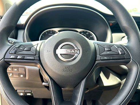Certified 2025 Nissan Kicks Play S FWD image 9