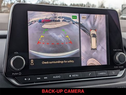 Used 2021 Nissan Rogue SV image 7