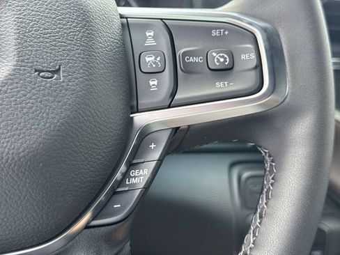 New 2026 RAM 2500 Big Horn AWD/4WD image 24