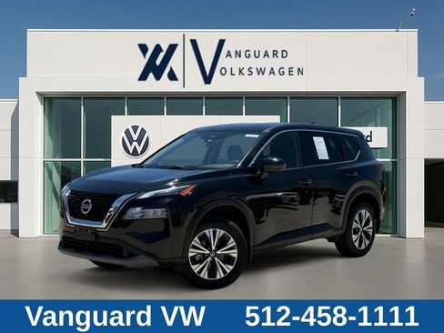 Used 2021 Nissan Rogue SV FWD image 1