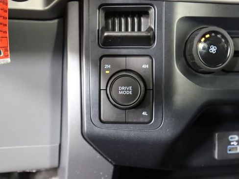 Used 2022 Ford F150 XLT image 43