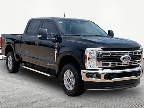 Used 2026 Ford F250 XLT w/ FX4 Off-Road Package AWD/4WD image 11
