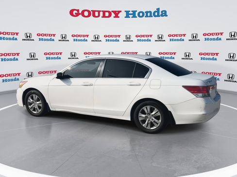 Used 2011 Honda Accord LX-P image 6
