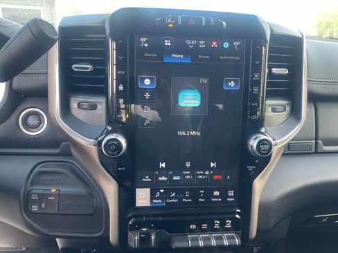 Used 2024 RAM 2500 Laramie w/ Safety Group AWD/4WD image 24