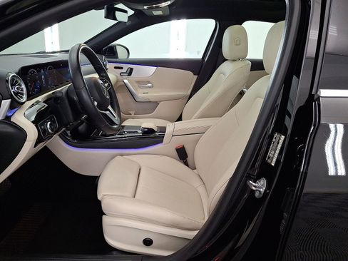 Used 2021 Mercedes-Benz A 220 4MATIC image 3