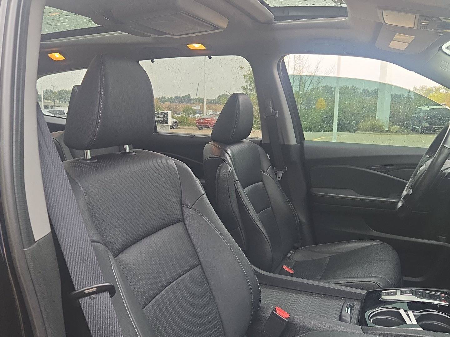 Used 2020 Honda Pilot Elite image 13