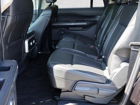 Used 2022 Ford Expedition Max XLT AWD/4WD image 22