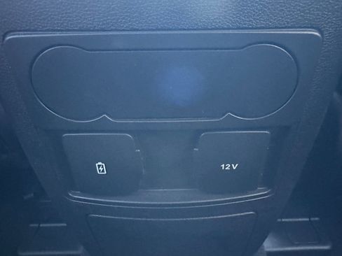 Used 2023 Ford Explorer XLT w/ Equipment Group 202A image 30