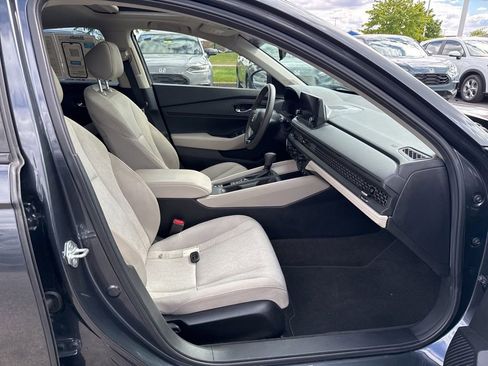 Used 2025 Honda Accord SE image 36