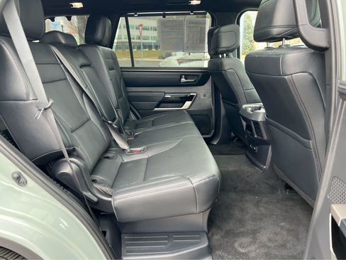 Used 2025 Toyota Sequoia 4WD image 25