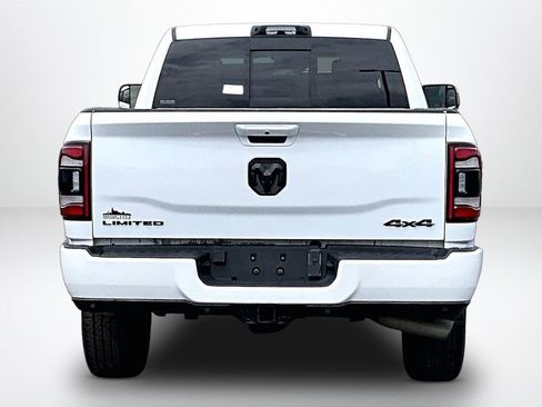 Used 2022 RAM 2500 Limited AWD/4WD image 7