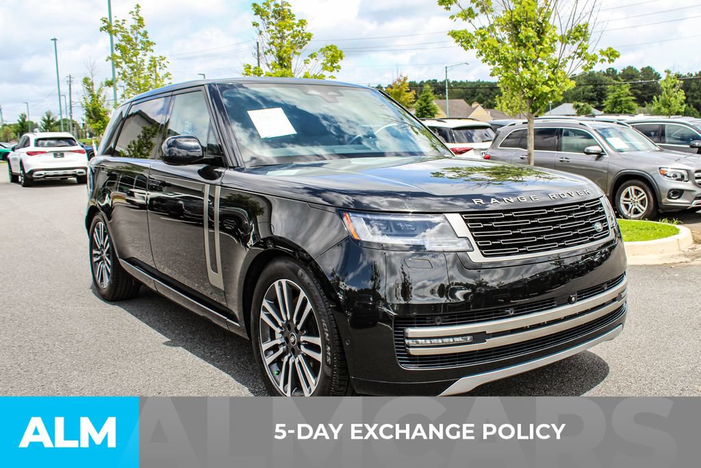 Used 2025 Land Rover Range Rover Long Wheelbase SE AWD/4WD image 3