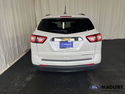 Used 2016 Chevrolet Traverse LT w/ Traveler's Package FWD image 28