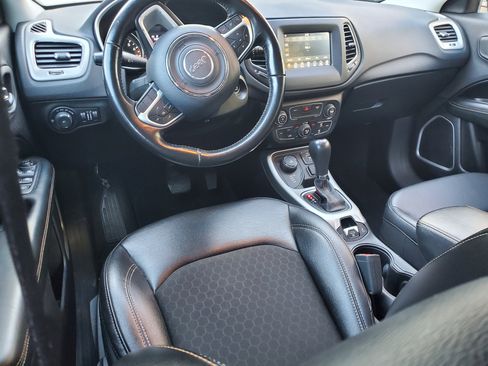 Used 2020 Jeep Compass Latitude image 20