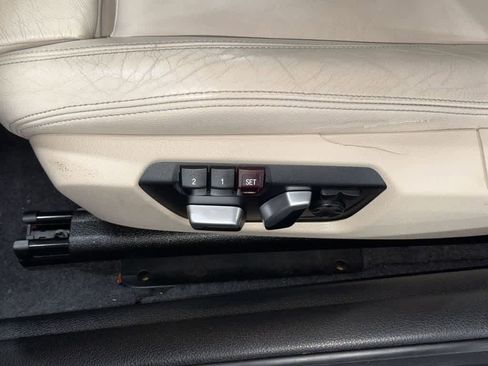 Used 2017 BMW 230i xDrive Coupe AWD/4WD image 24