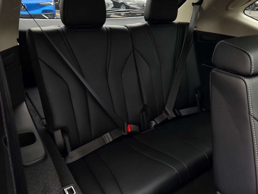 New 2026 Acura MDX w/ Technology Package FWD image 15