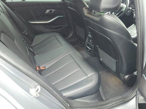 Used 2023 BMW 330i xDrive 330i xDrive w/ Driving Assistance Package image 10