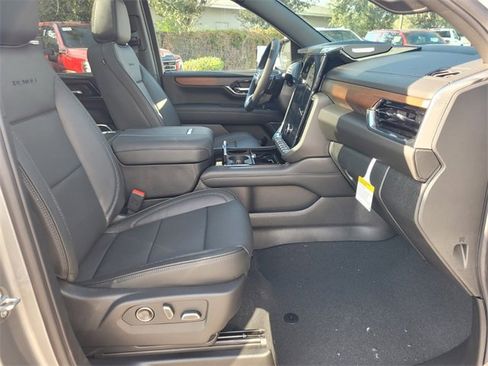 New 2026 GMC Yukon Denali w/ Sun & Power Step Package image 19